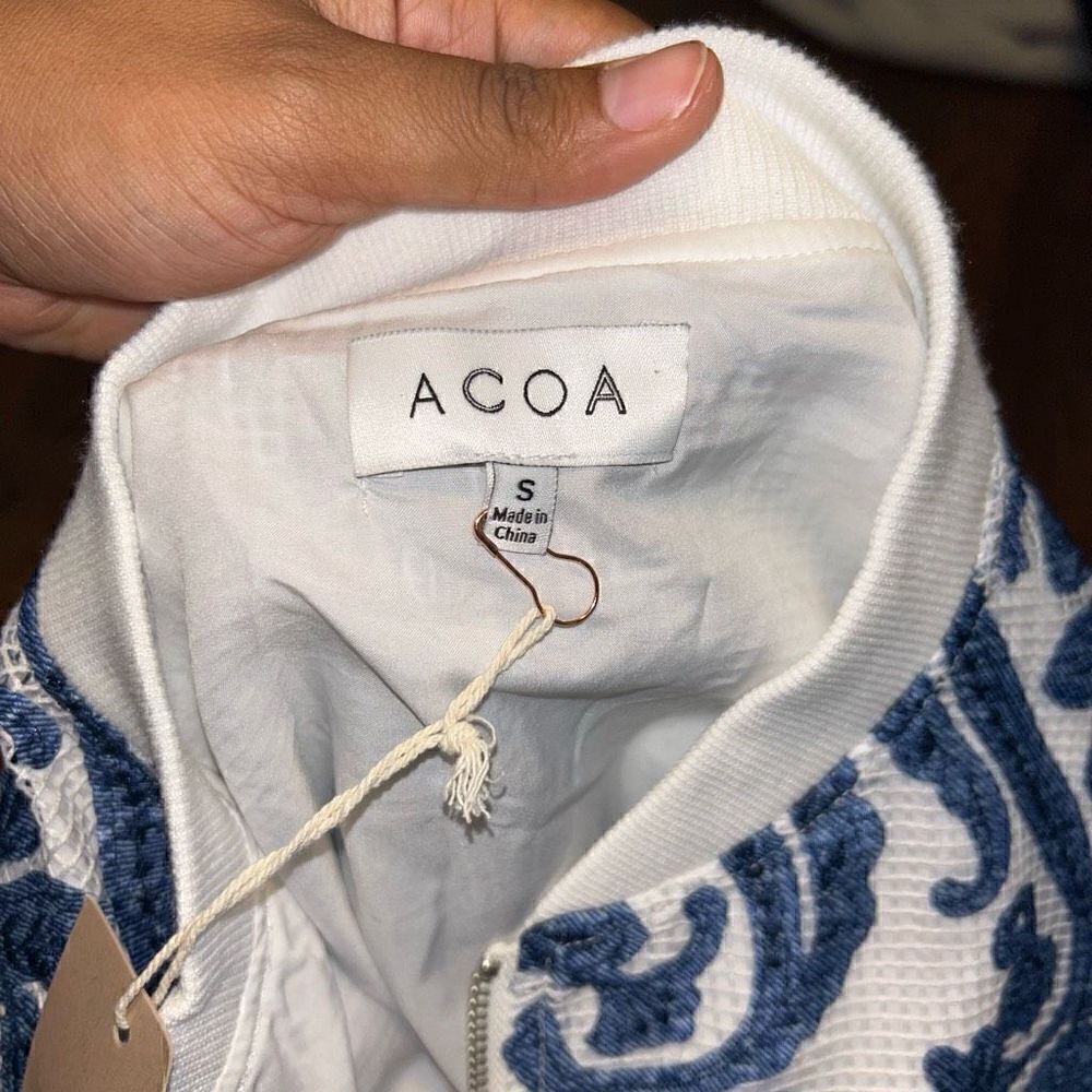 New Acoa Jacket - Picture 3 of 5
